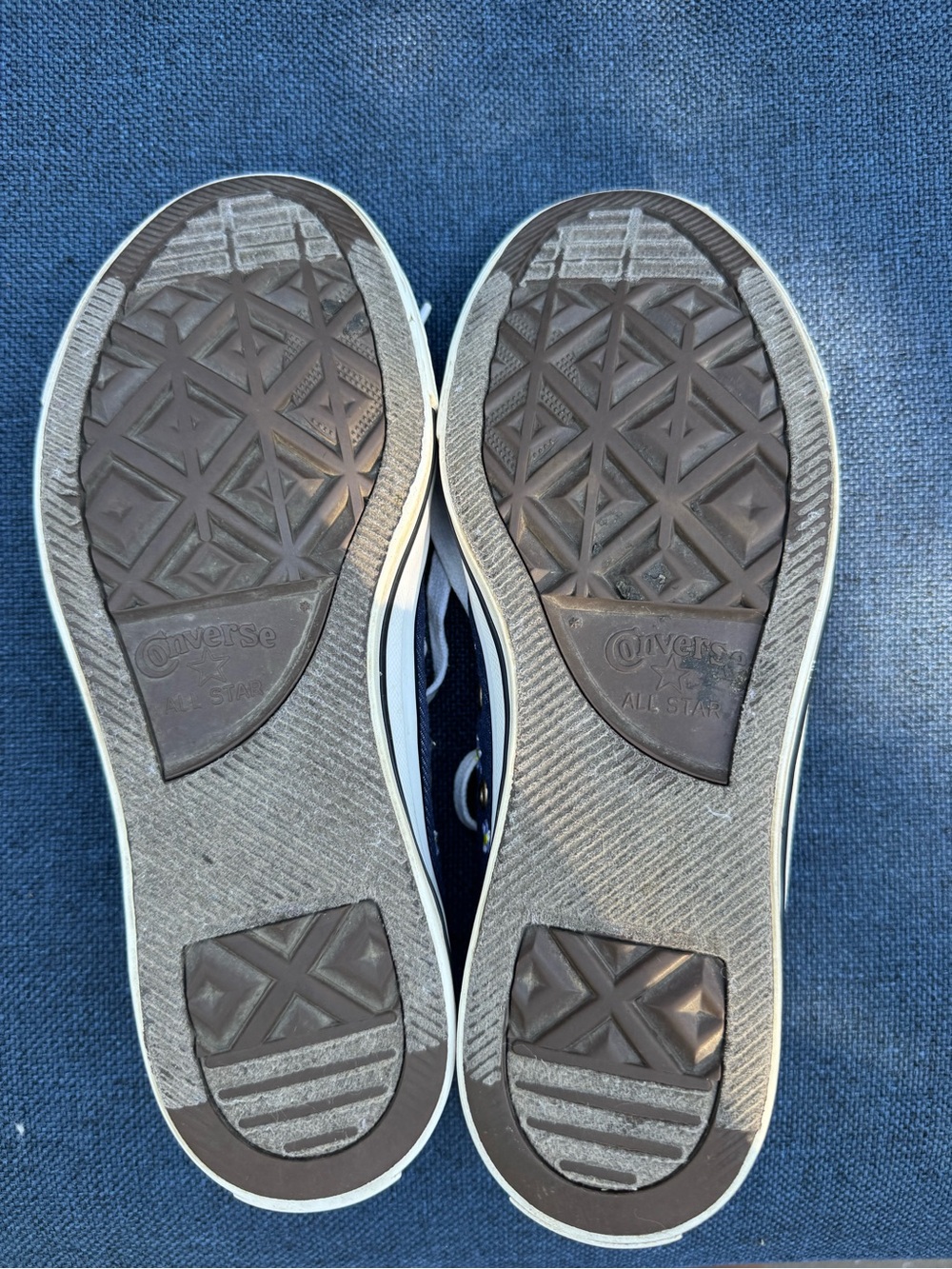 Converse Chuck Taylor All Star Daisy Print Sneakers - Picture 6 of 7